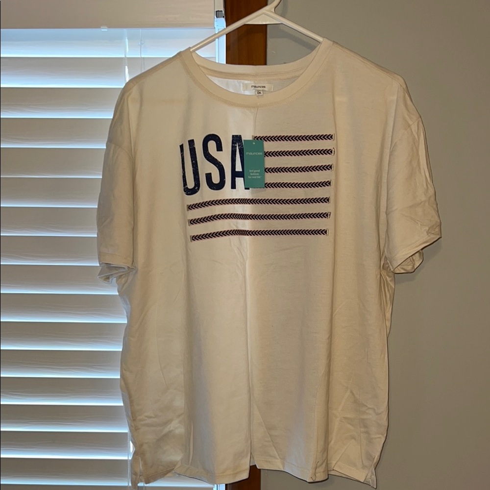 NWT Maurice’s USA T-shirt